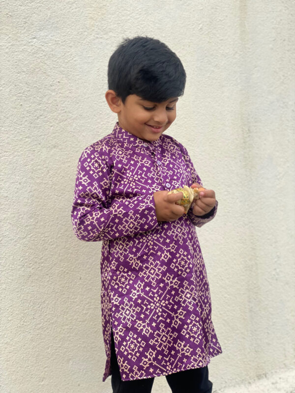 Purple kurta in mashru silk